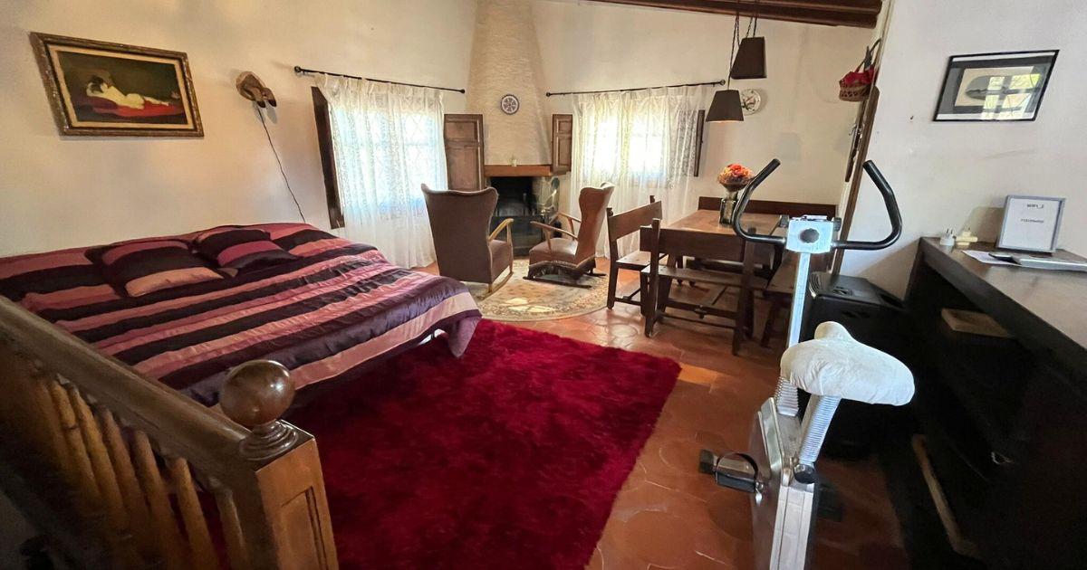 Villa Exclusiva con Vistas al Mar en la Nucía: Privacidad, Naturaleza y Encanto Español