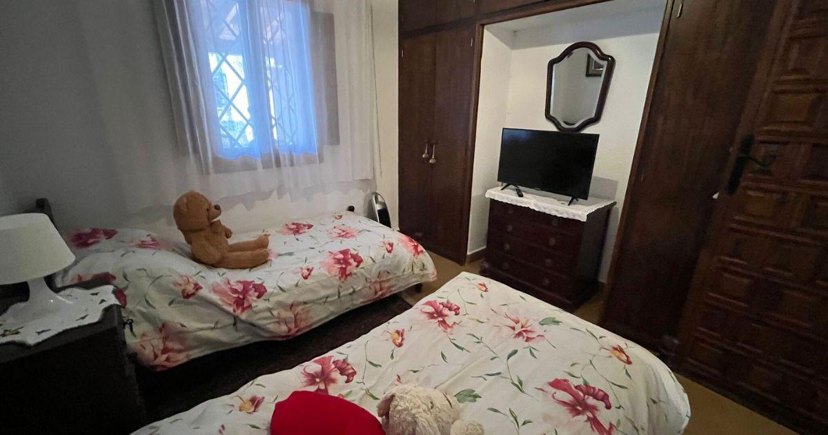 Villa Exclusiva con Vistas al Mar en la Nucía: Privacidad, Naturaleza y Encanto Español