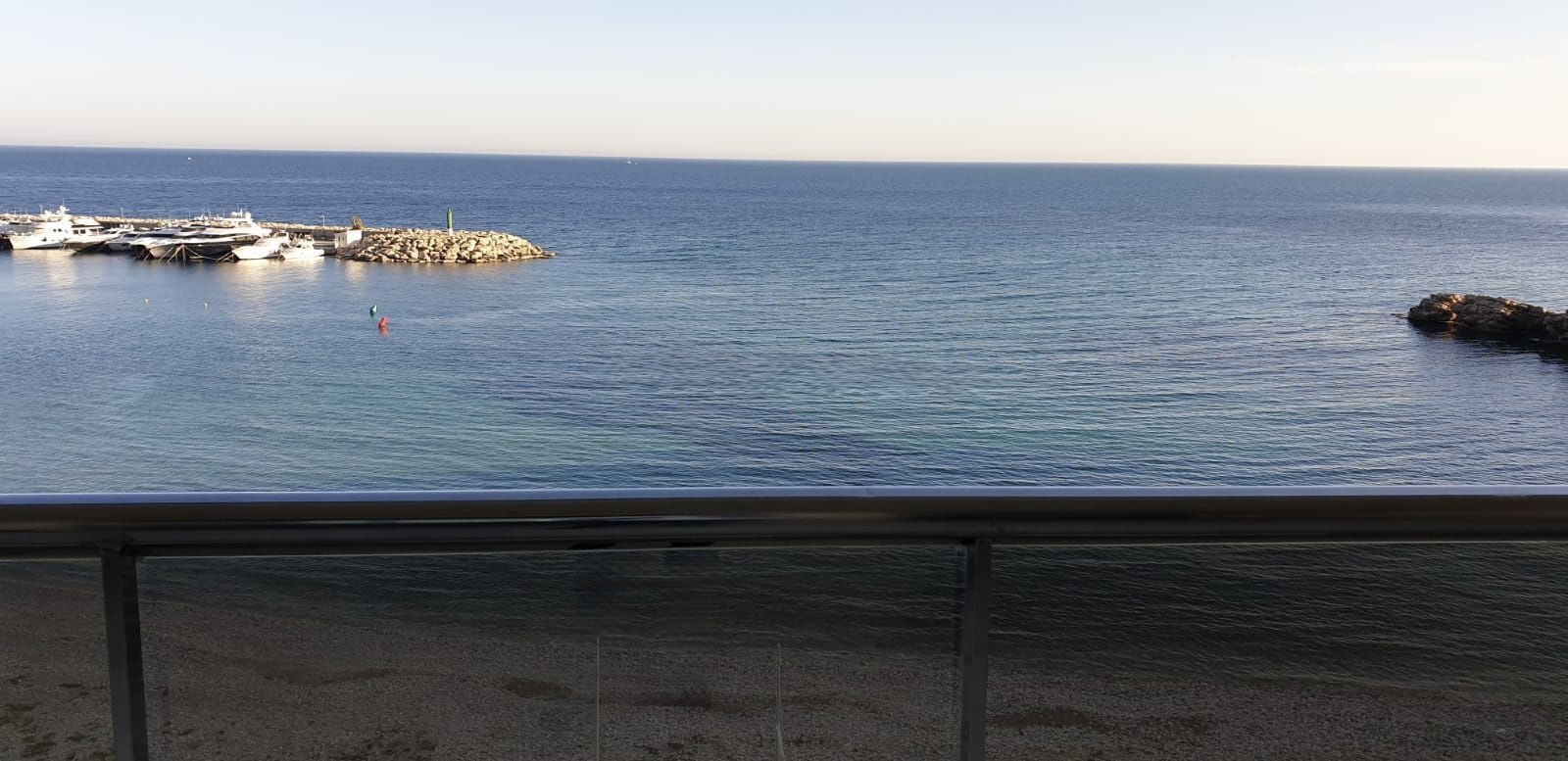 Apartamento-Duplex frente a la playa en Campomanes