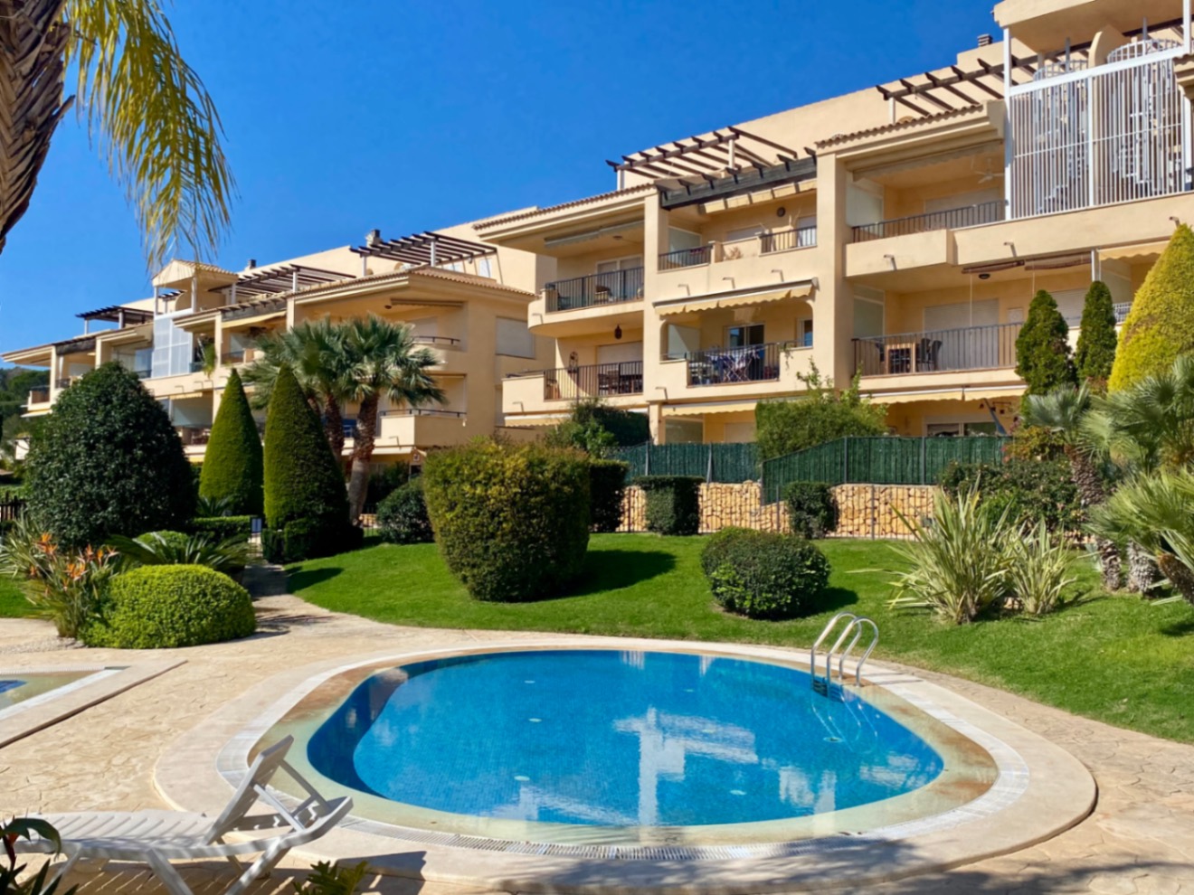 Amplio y luminoso ático - duplex en Altea