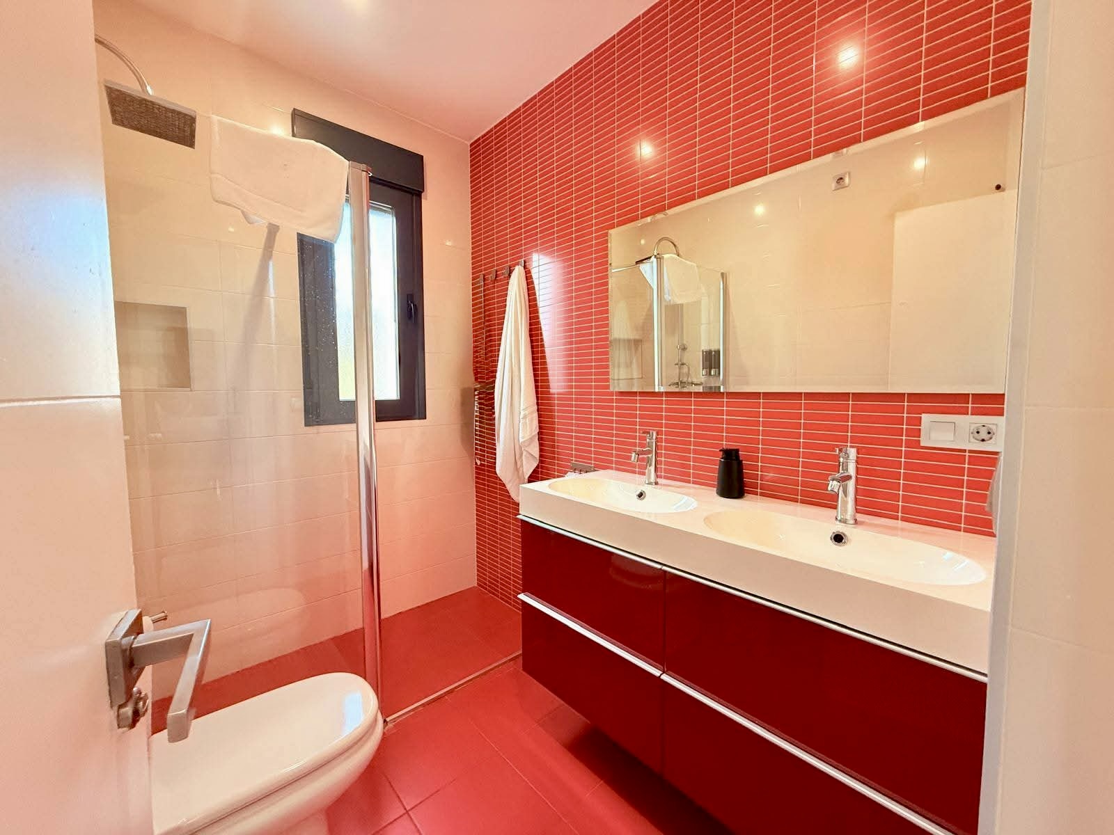 Chalet moderno de 4 dormitorios en Altea, Alicante – Venta
