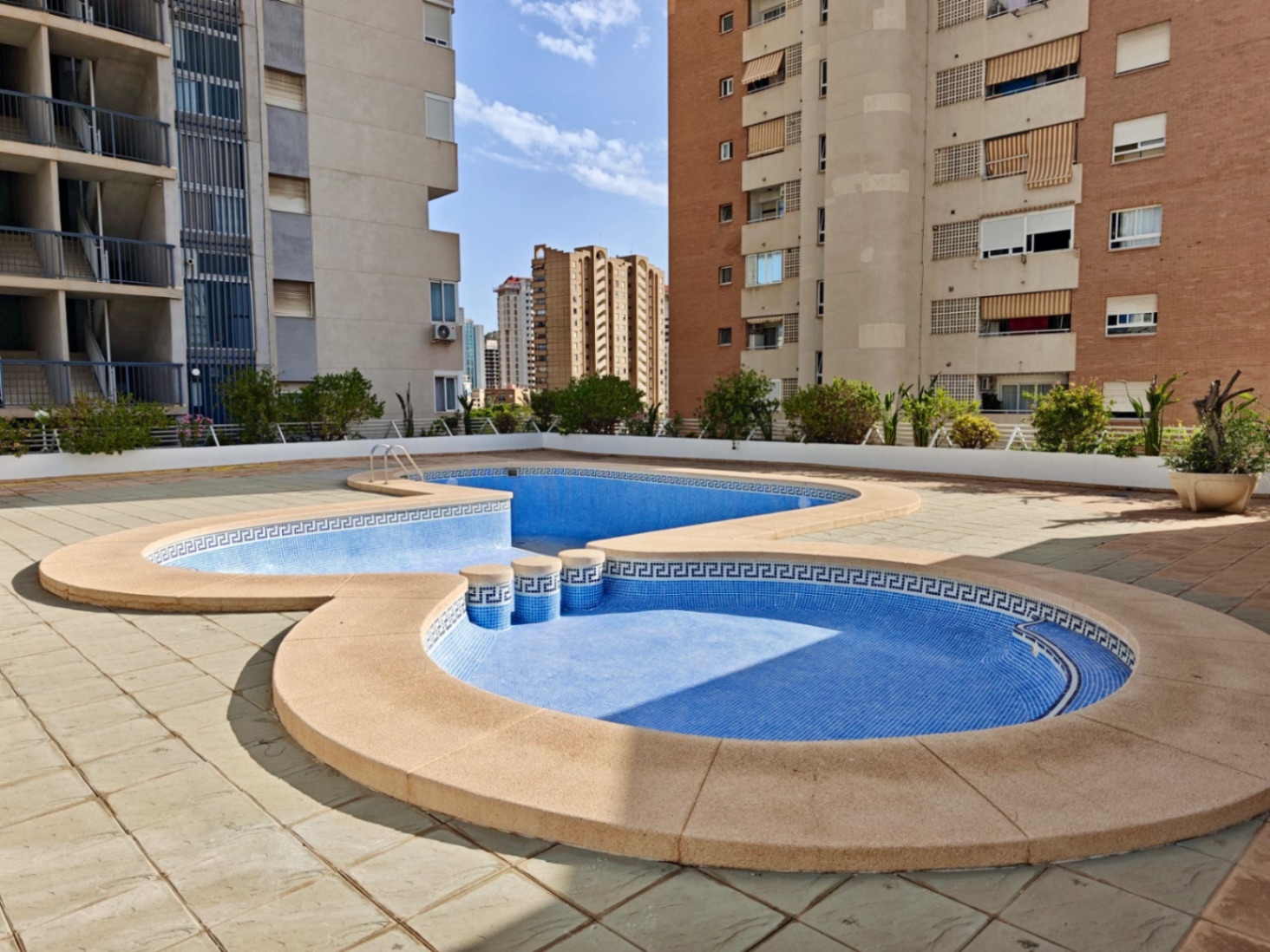 Apartamento en venta de 3 habitaciones en barrio del Hotel Bali, Benidorm