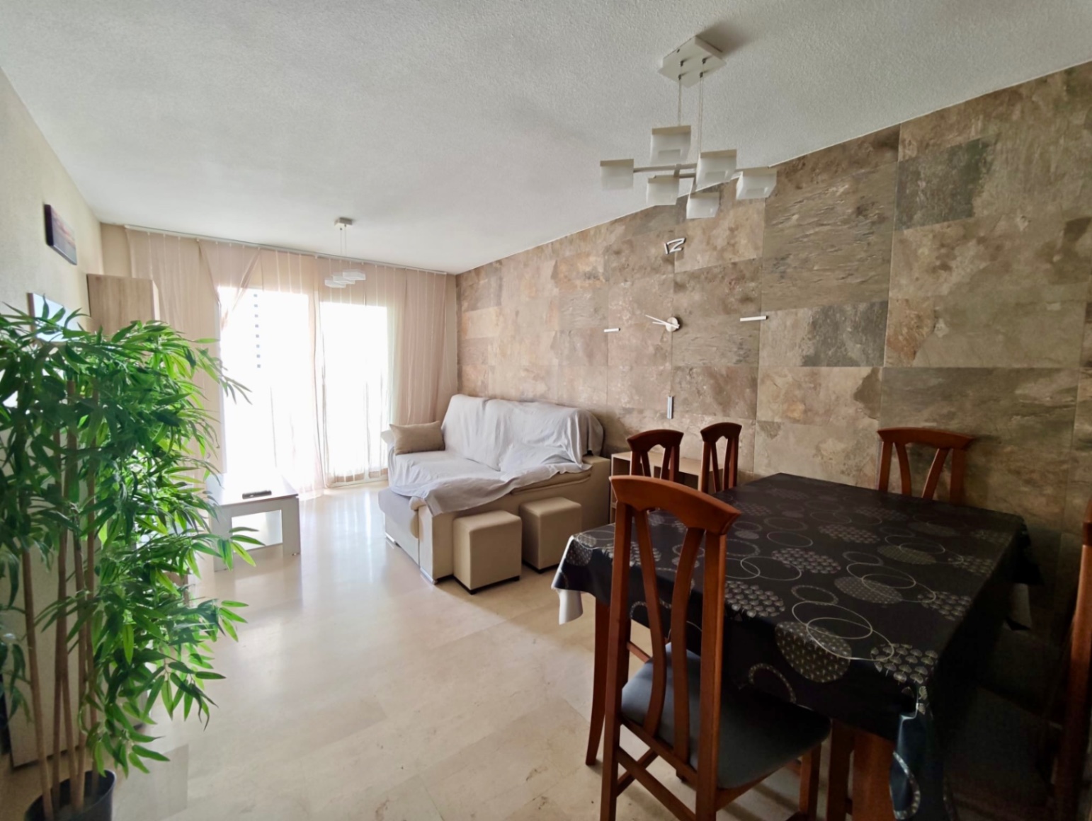 Apartamento en venta de 3 habitaciones en barrio del Hotel Bali, Benidorm