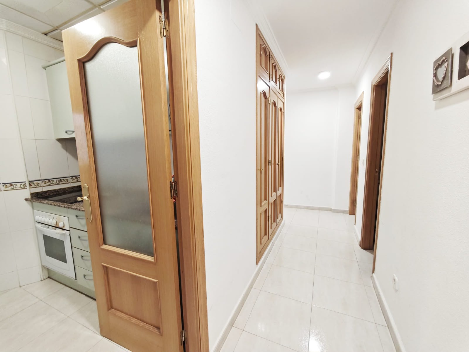 Oferta, céntrico apartamento en venta de 2 habitaciones en La Nucía