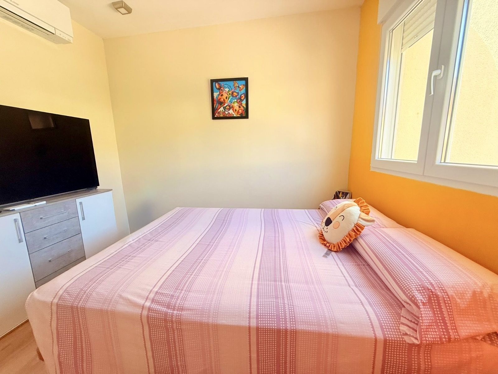 Benidorm, Rincon de Loix - Amplio Bungalow con 6 habitaciones y 4 baños
