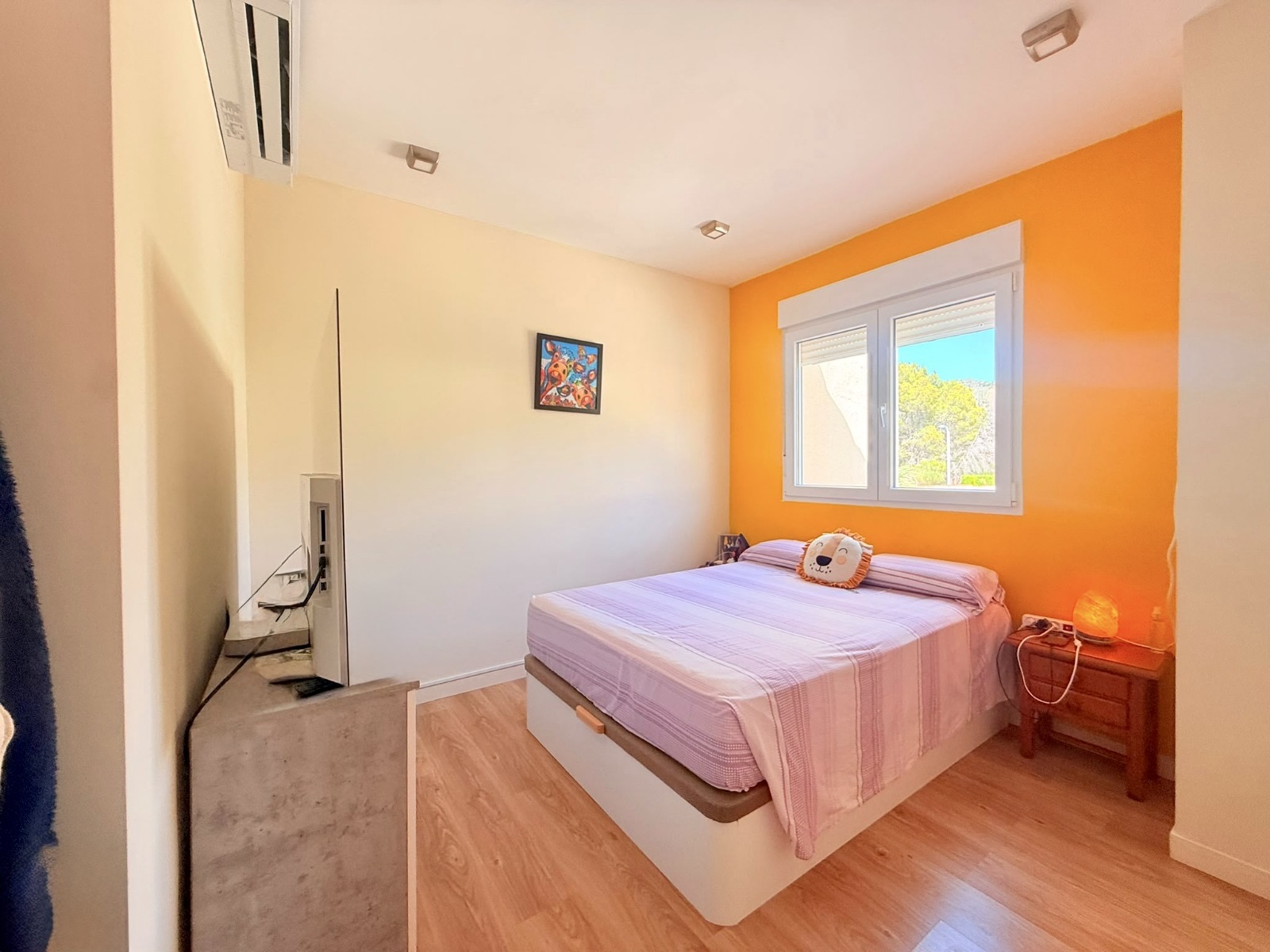 Benidorm, Rincon de Loix - Amplio Bungalow con 6 habitaciones y 4 baños