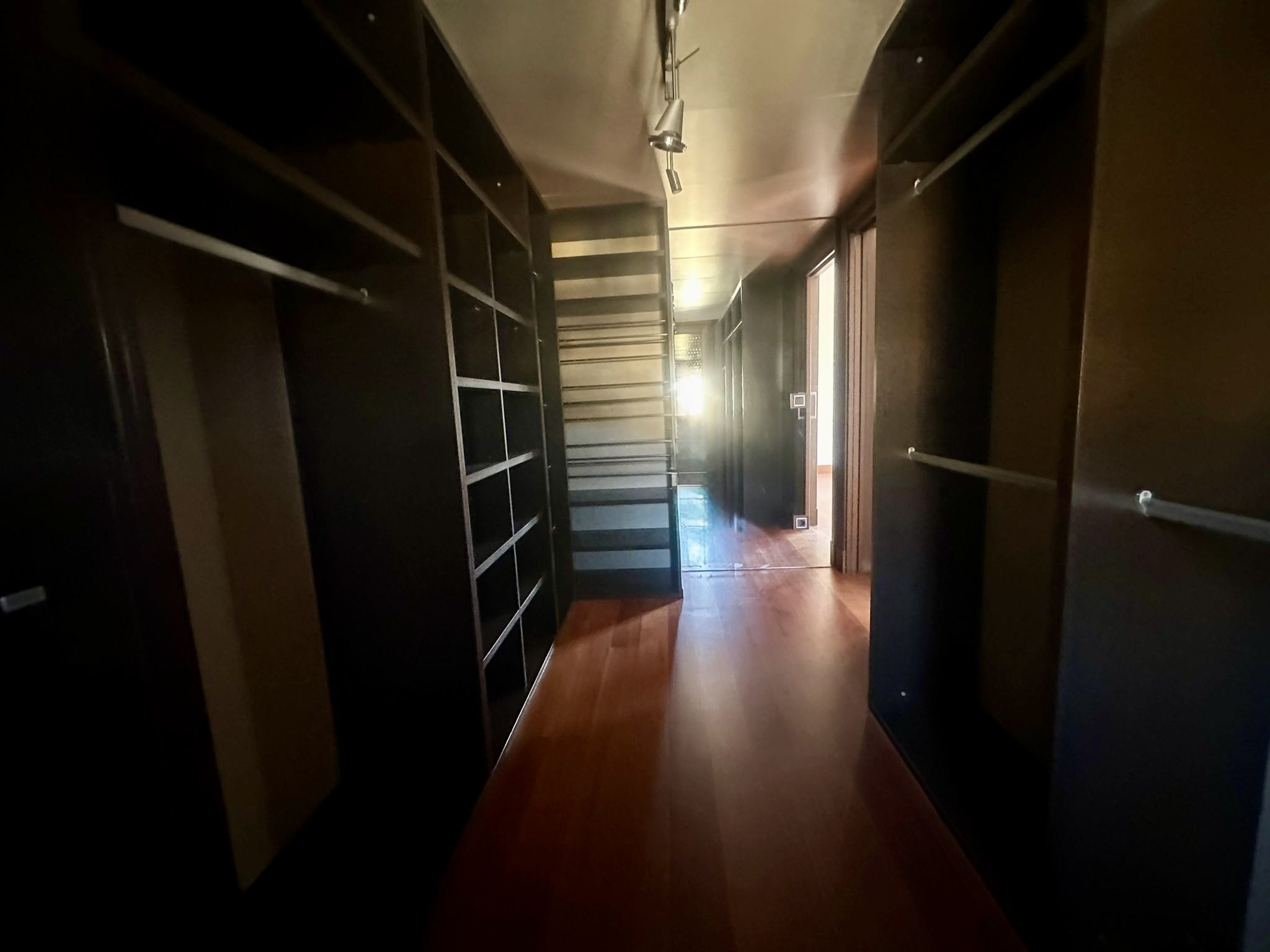 Villa moderna con 5 dormitorios y  piscina climatizada en el Albir