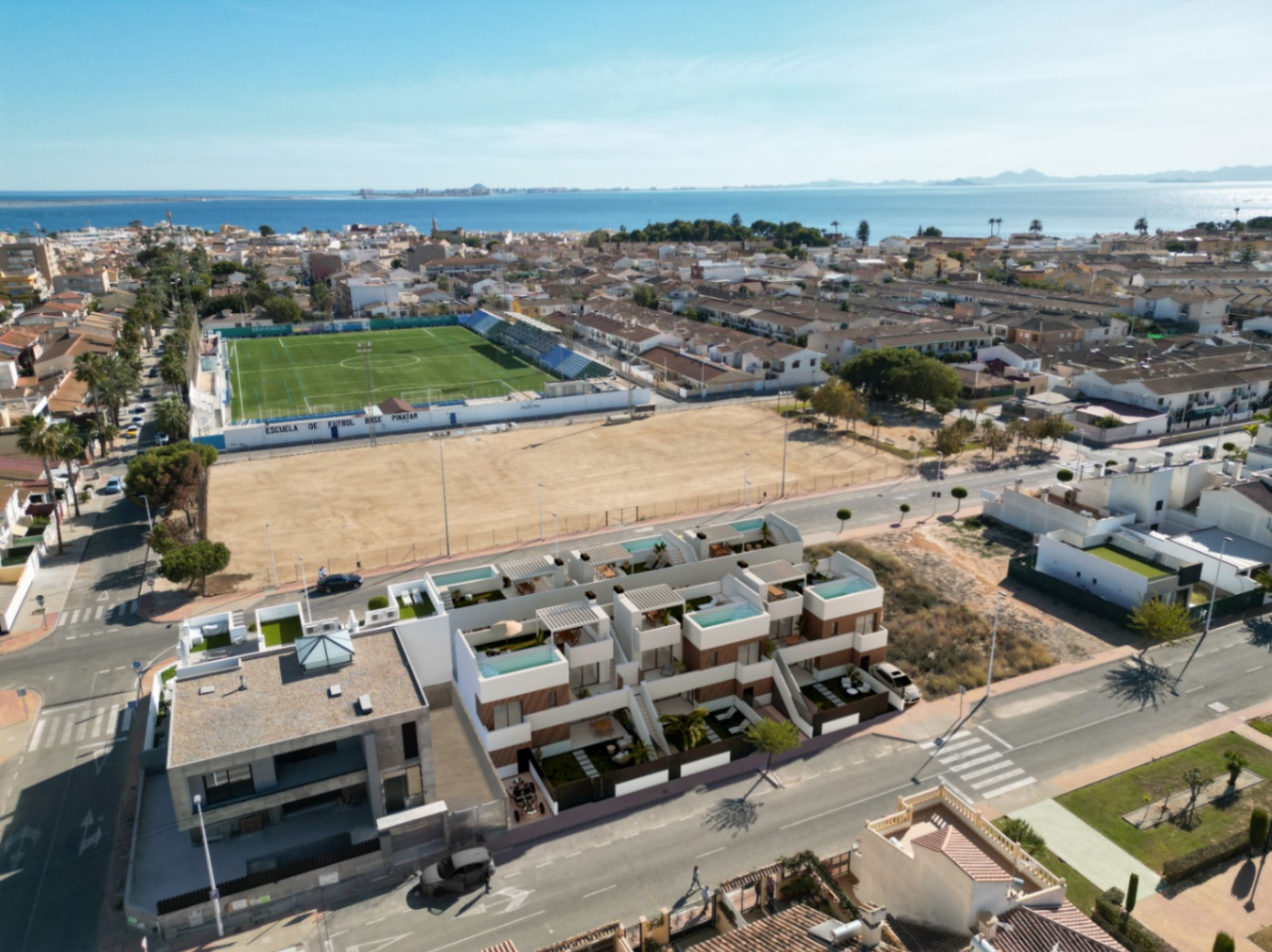 Bungalow en venta con 2 dormitorios y piscina en San Pedro del Pinatar (Murcia)