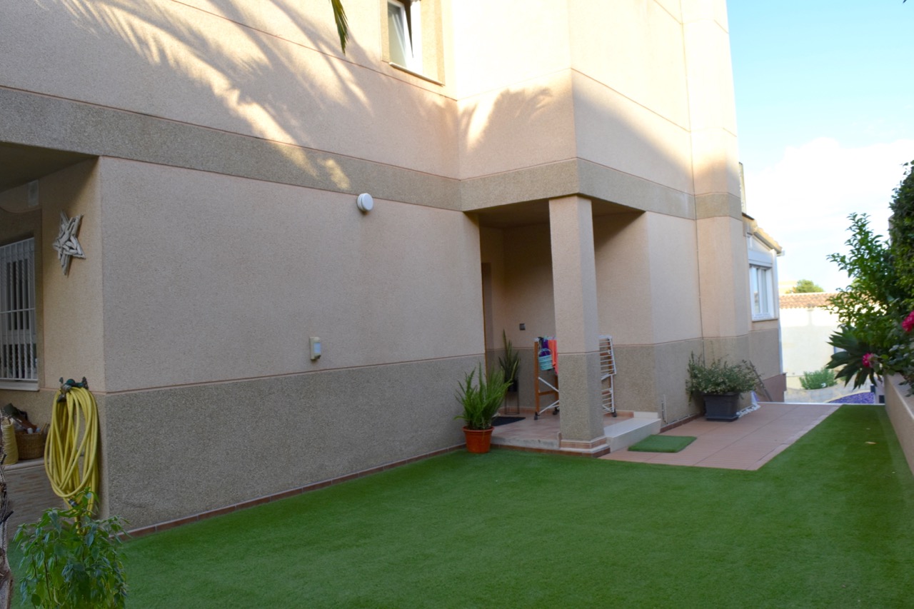 À vendre à La Nucia : Villa individuelle avec piscine - la maison de vos rêves vous attend !