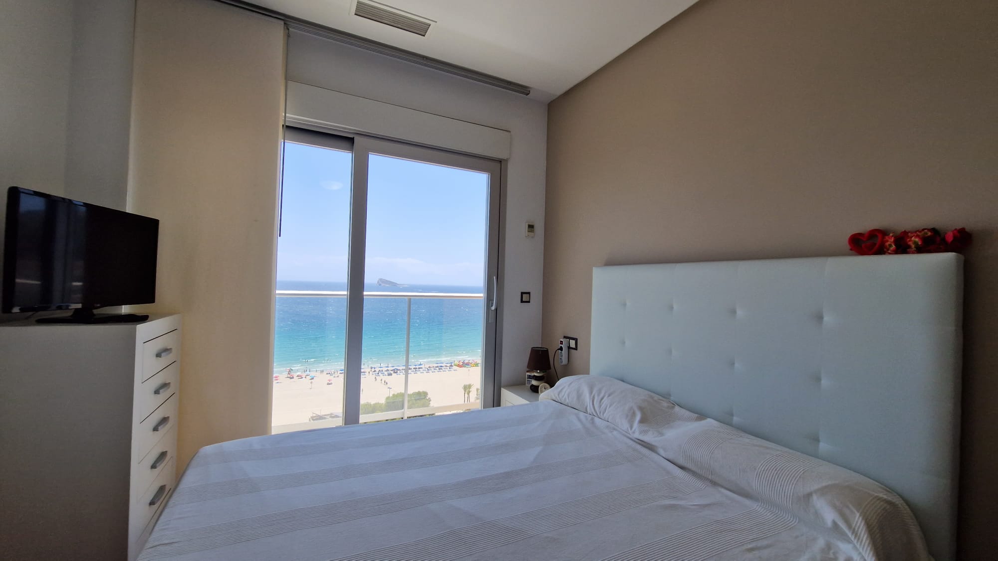 Frontline Beach Apartment Benidorm: Den ideelle opplevelsen ved kysten