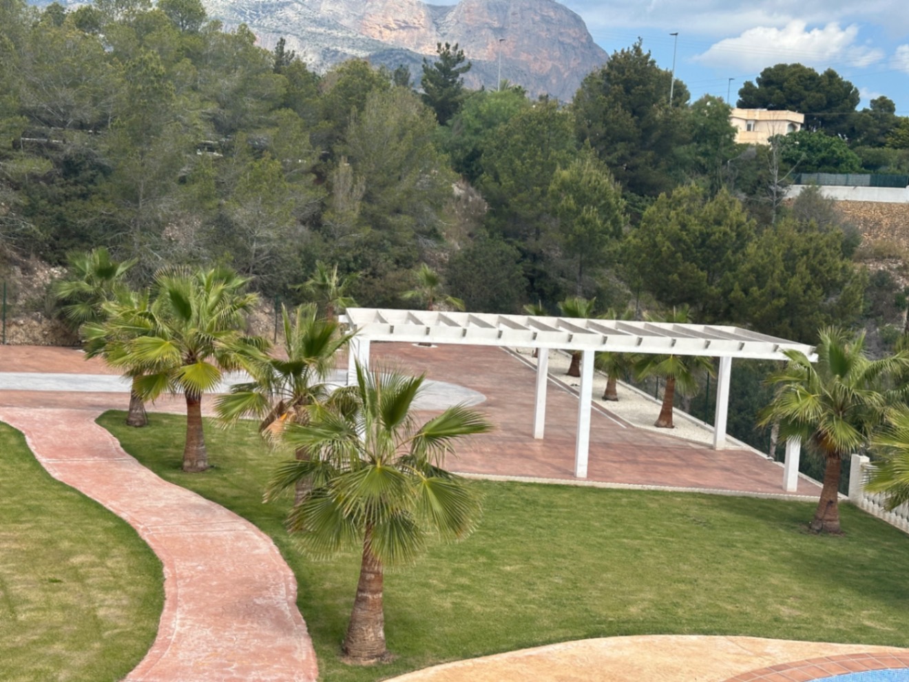 Chalet a estrenar en la Nucia