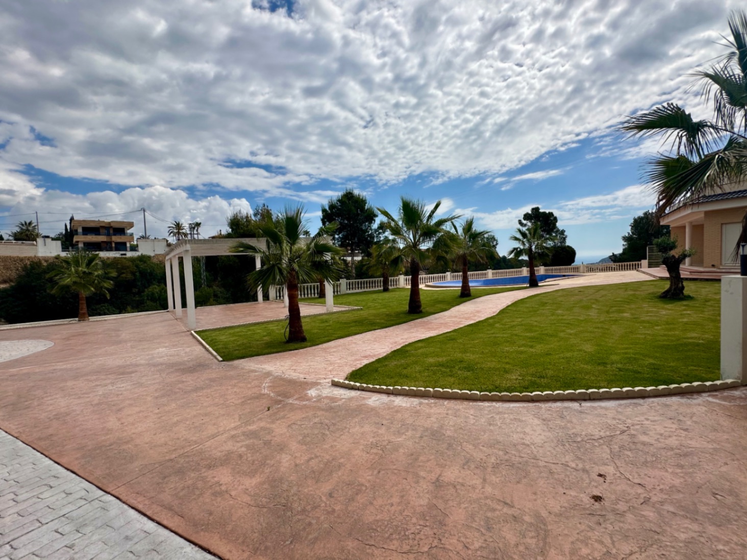 Chalet a estrenar en la Nucia