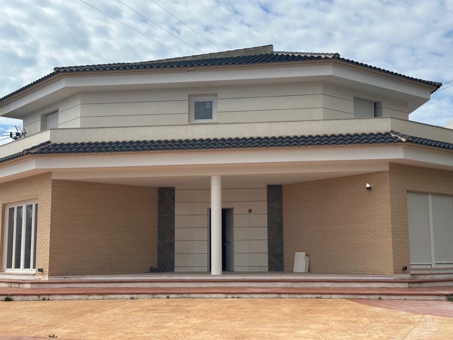 Chalet a estrenar en la Nucia