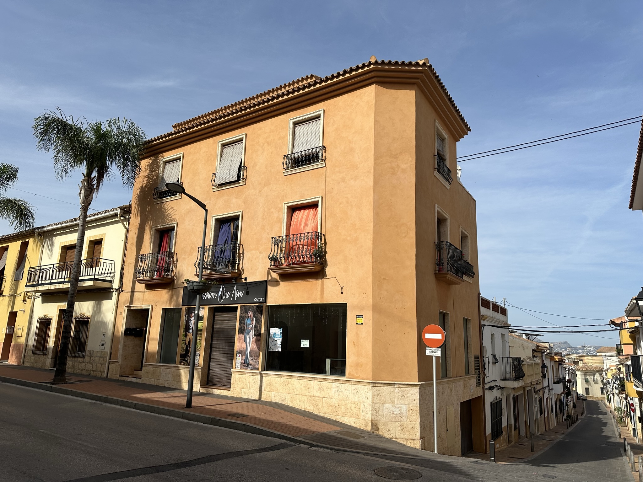 Unieke kans: verkoop van een compleet gebouw in La Nucía